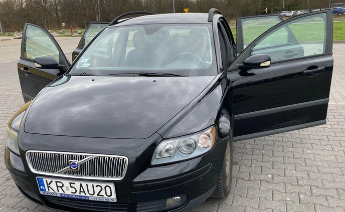 Volvo V50 cena 15000 przebieg: 314500, rok produkcji 2004 z Kraków małe 667